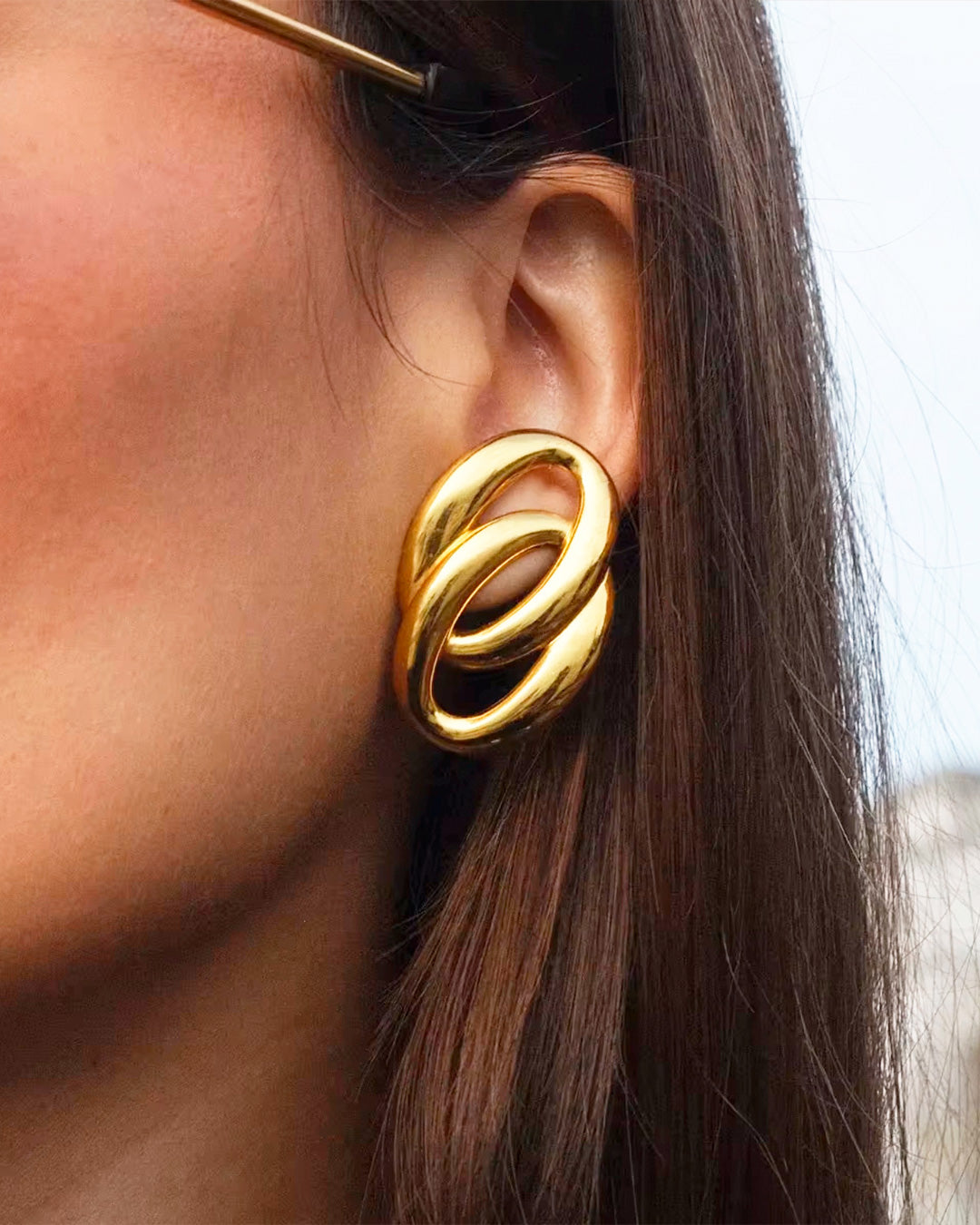 Aros Lazo Dorado con baño de oro 18K