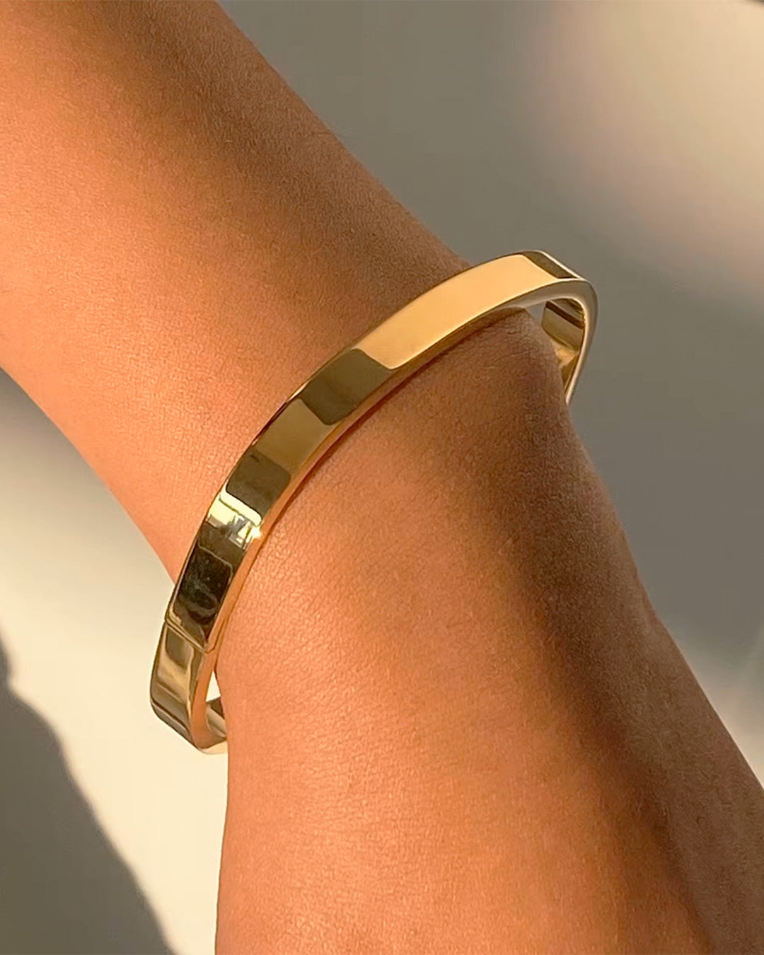 Brazalete Horizonte con baño de oro 18K