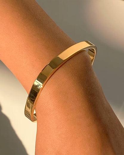 Brazalete Horizonte con baño de oro 18K